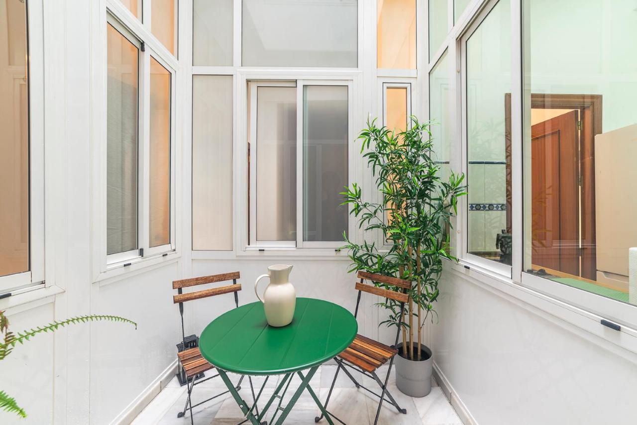 Appartement Alohamundi Torres à Séville Extérieur photo